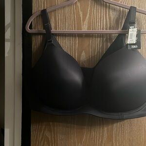 New Black torrid wire free push up plunge bra-44DD